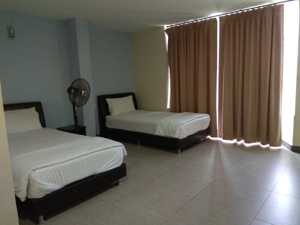 Starview Hotel Lumut Exterior foto